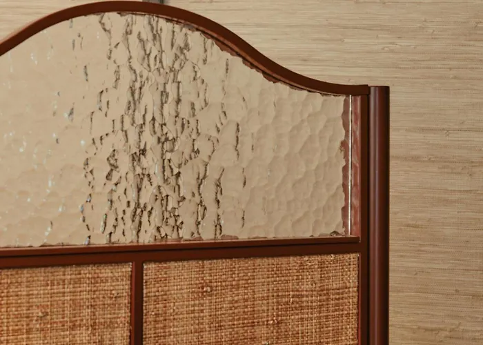 Bus Palladium فندق