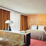 Ξενοδοχείο Bus Palladium 5*