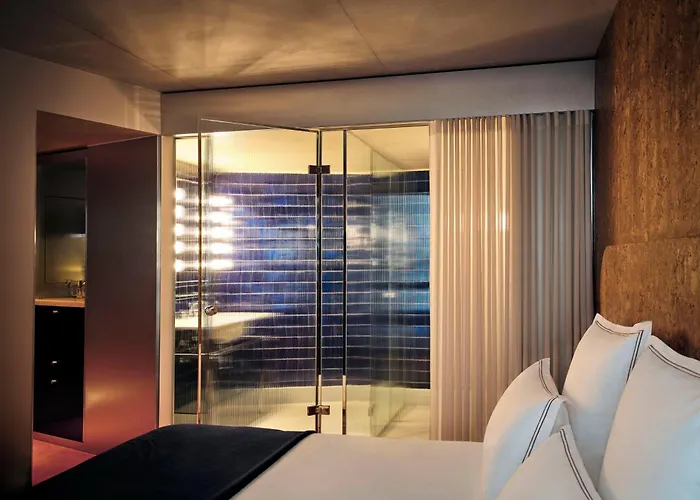 Bus Palladium Hotell *